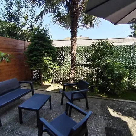 Melody's Garden House -relax Near Lejlighed