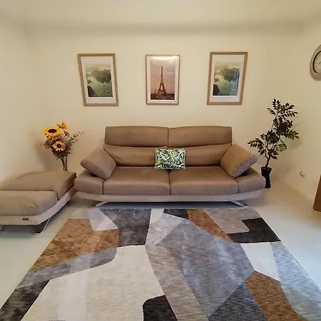 Melody's Garden House -relax Near Lejlighed *