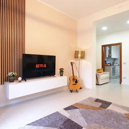 Melody's Garden House Apartment Como